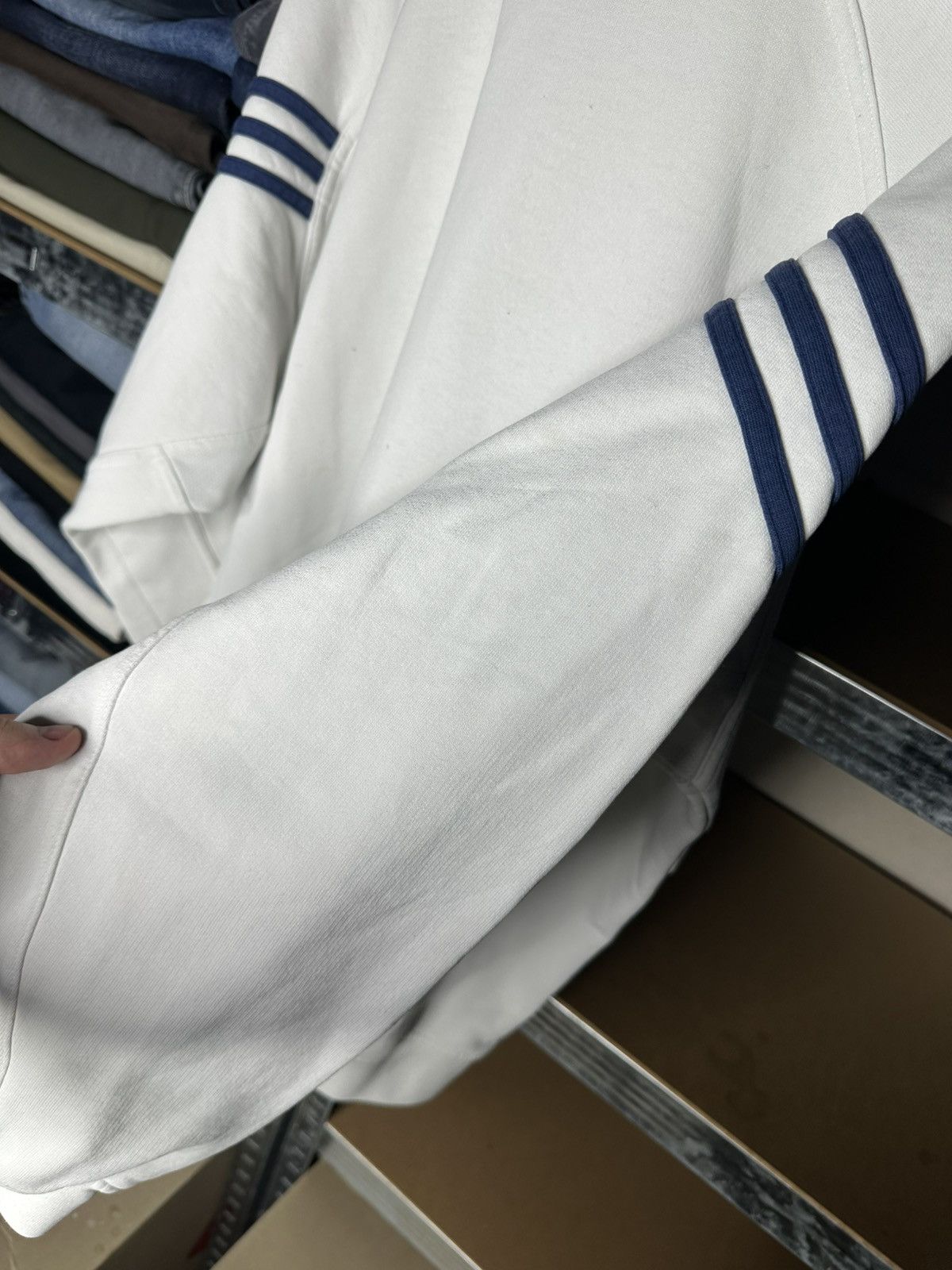 Adidas Vintage Adidas Sweatshirt Size M Size US M / EU 48-50 / 2 - 12 Thumbnail