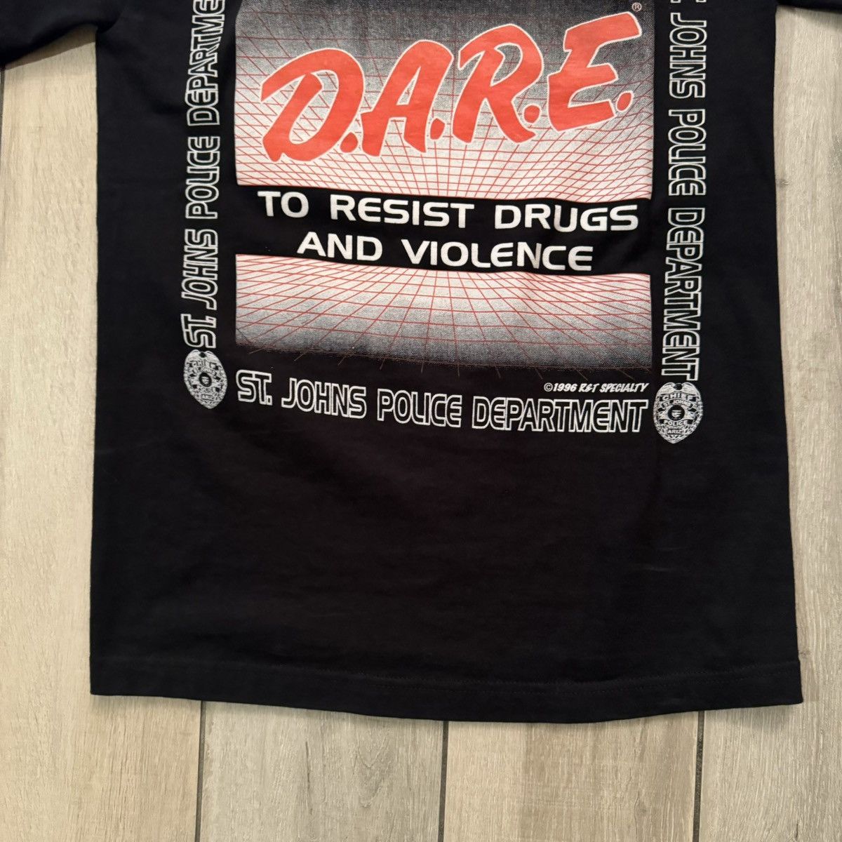 D.A.R.E × JNCO × Stussy Vintage 1996 90s Black And Red Drug Dare Graphic Tee Fits XS Size US XS / EU 42 / 0 - 7 Thumbnail
