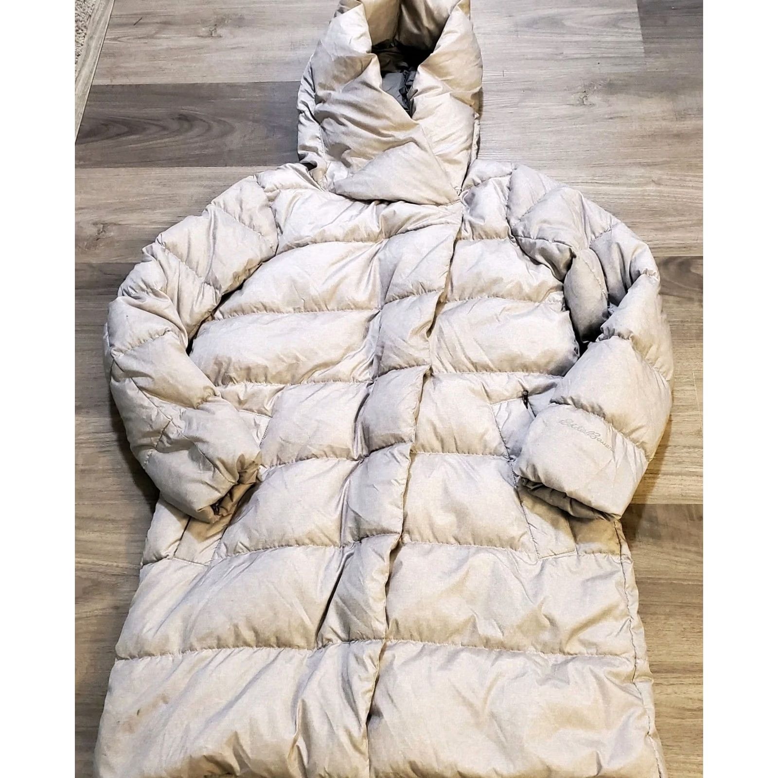 Eddie Bauer Eddie Bauer 650 Down Light Gray Cirruslite Wrap Hood Zip Puffer Coat Womens M Size M / US 6-8 / IT 42-44 - 5 Thumbnail