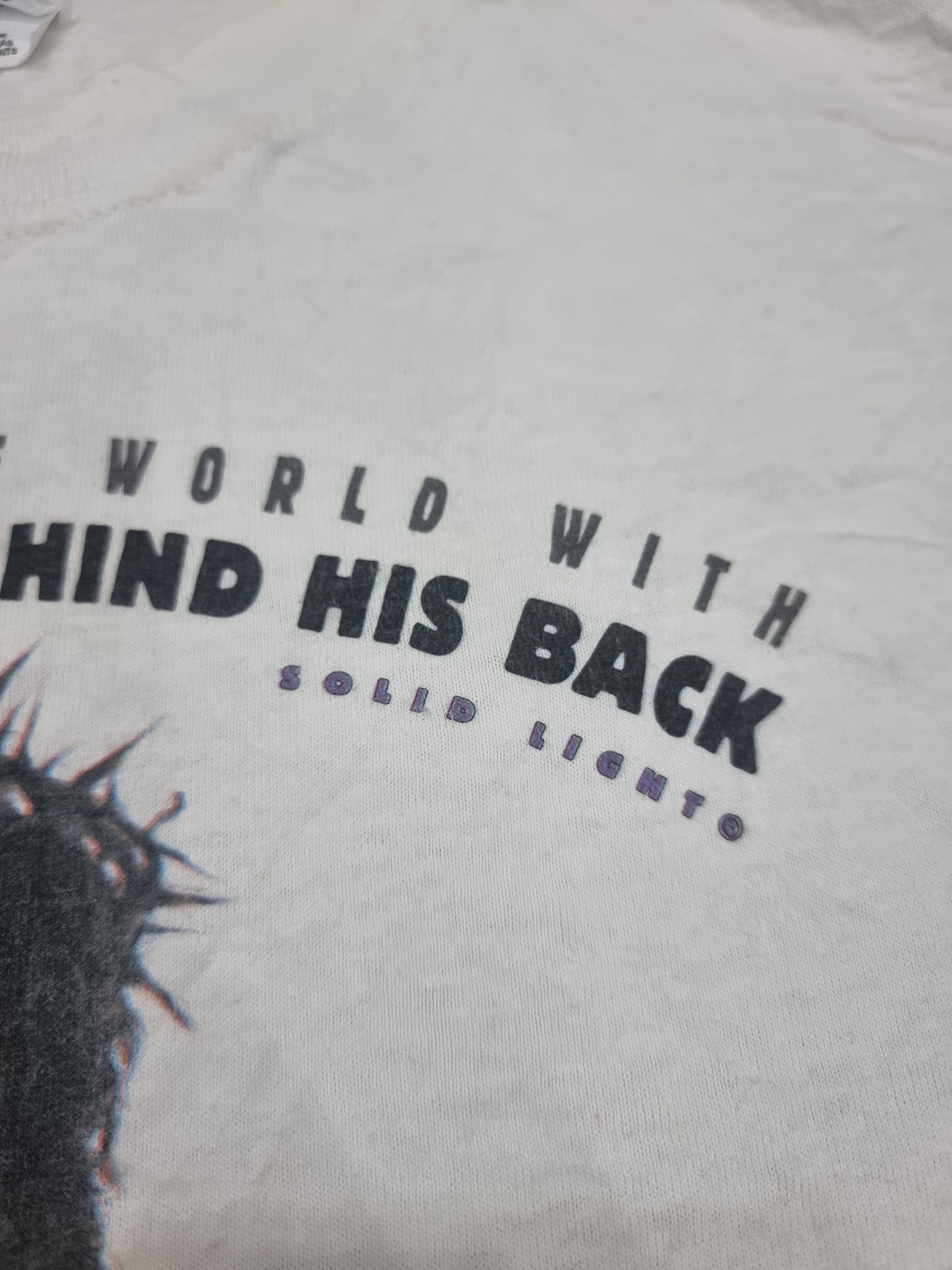 Vintage Vtg Solid Light Jesus saving the whole world graphic shirt Size US L / EU 52-54 / 3 - 3 Thumbnail