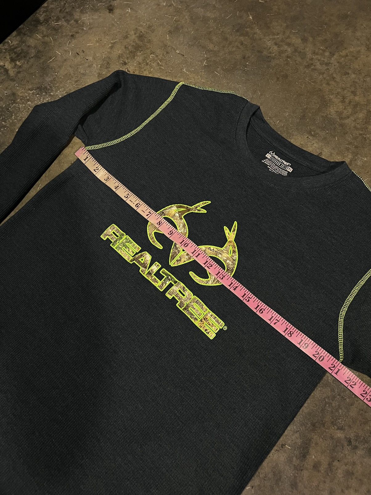 Realtree Sick Realtree Logo Long Sleeve Thermal Neon green Size US XL / EU 56 / 4 - 4 Thumbnail