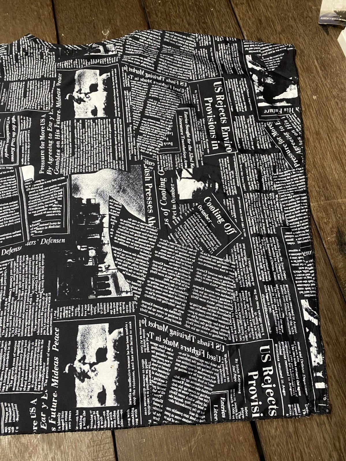 The Unbranded Brand Newspaper design Punk blouse Size M / US 6-8 / IT 42-44 - 8 Thumbnail