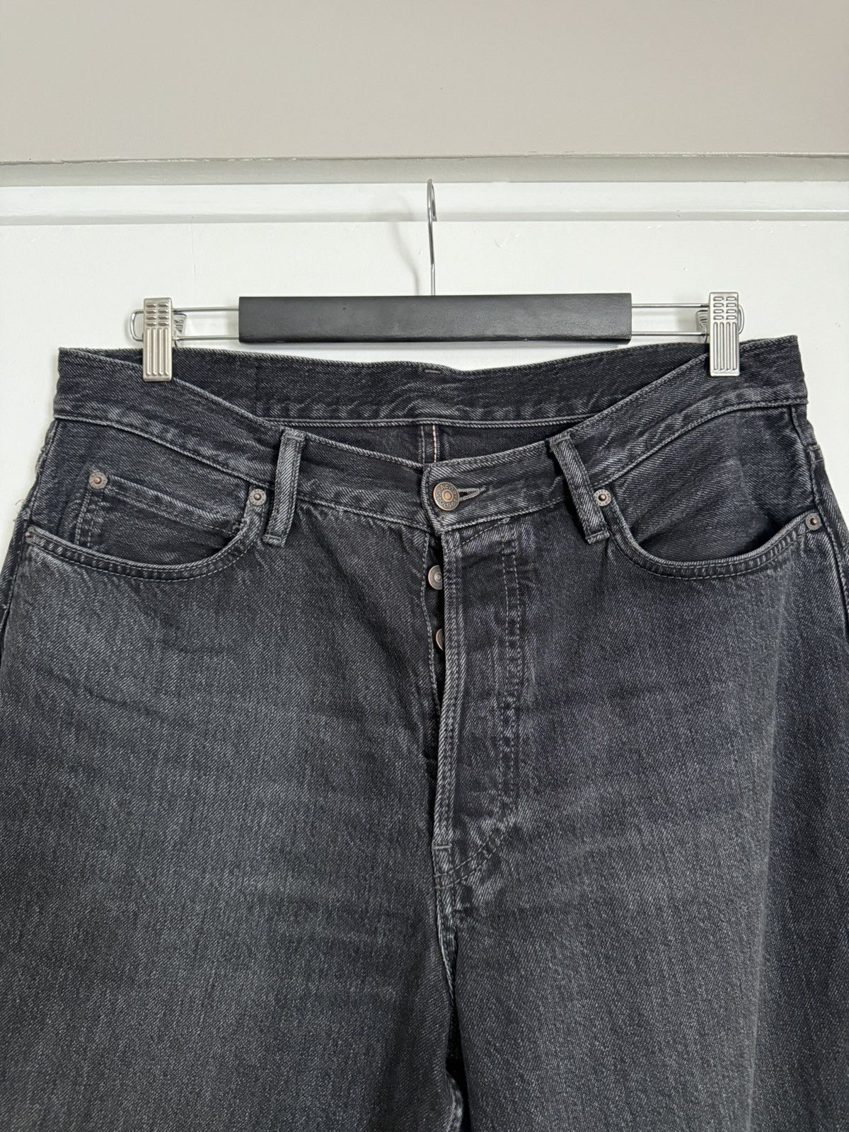 Acne Studios Acne Studios 1981M Vintage Black Loose Fit Jeans Size US 34 / EU 50 - 2 Thumbnail