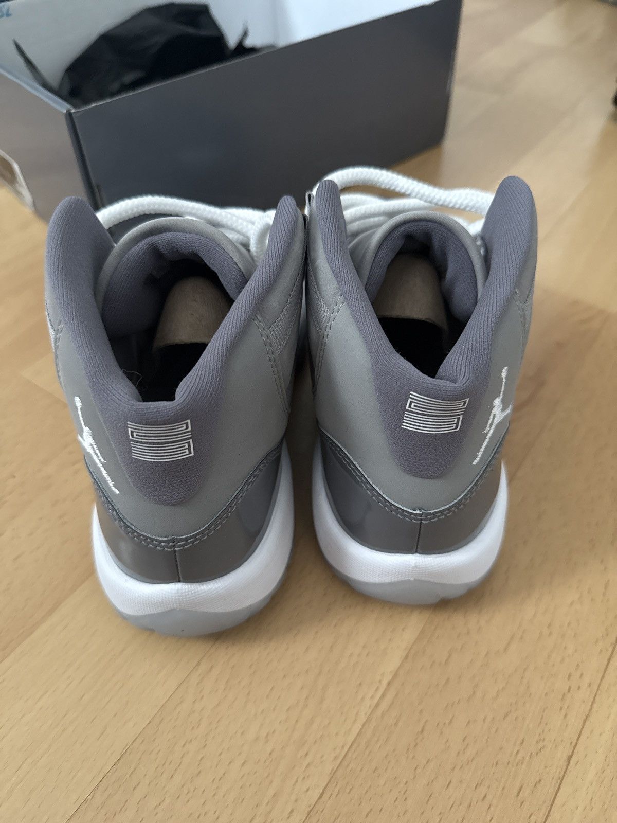 Jordan Brand Air Jordan 11 Retro 'Cool Grey' 2021 sz 5.5y Size US 5.5 / IT 35.5 - 3 Thumbnail