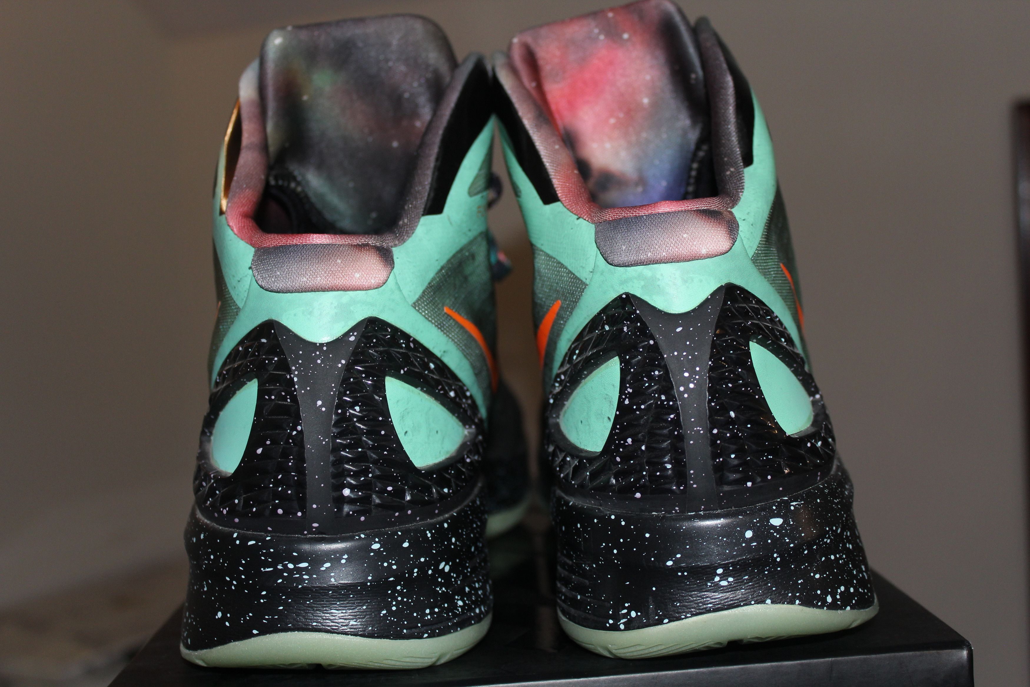 Nike Nike Zoom Hyperdunk 2011 Galaxy 469776-888 Size 14 SAMPLE Size US 14 / EU 47 - 3 Thumbnail