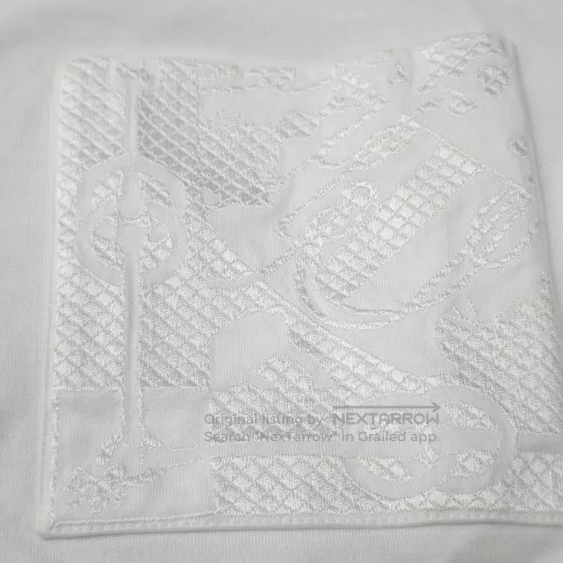 Hermes Hermes White Embroidered Chest Strap Short Sleeve Size XS / US 0-2 / IT 36-38 - 7 Thumbnail