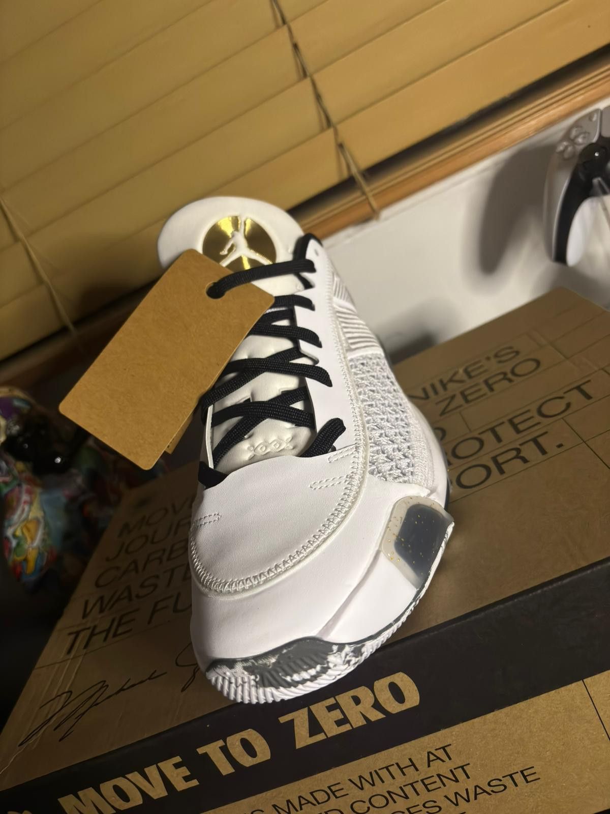 Jordan Brand Air Jordan 38 Low 'Royalty' Size US 11 / EU 44 - 2 Thumbnail