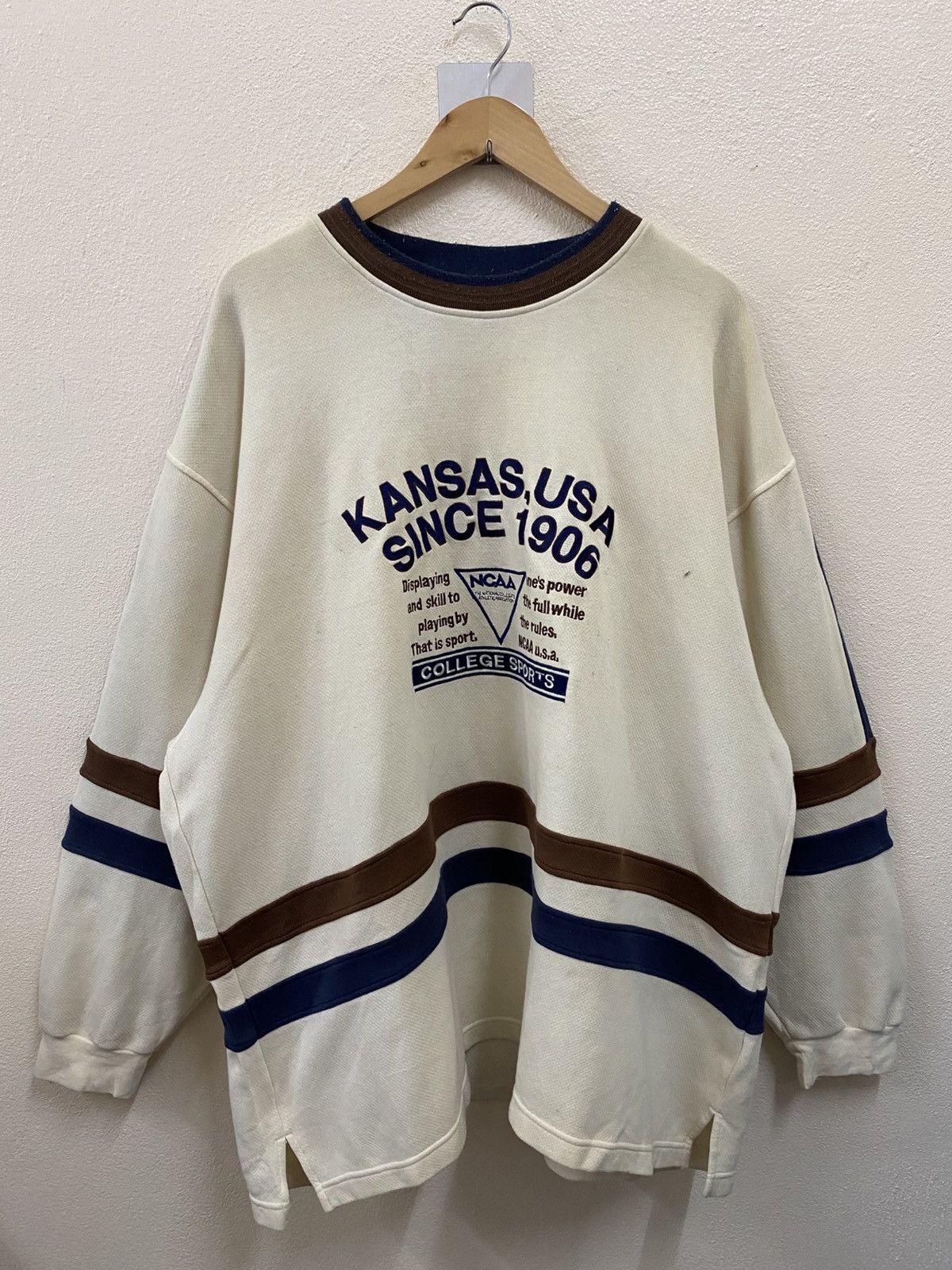 Vintage NCAA Kansas Usa College Sport - Descente