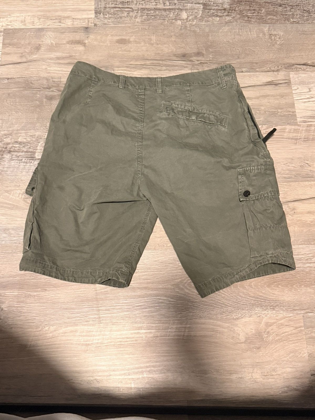 Stone Island Stone island cargo shorts Size US 32 / EU 48 - 2 Thumbnail