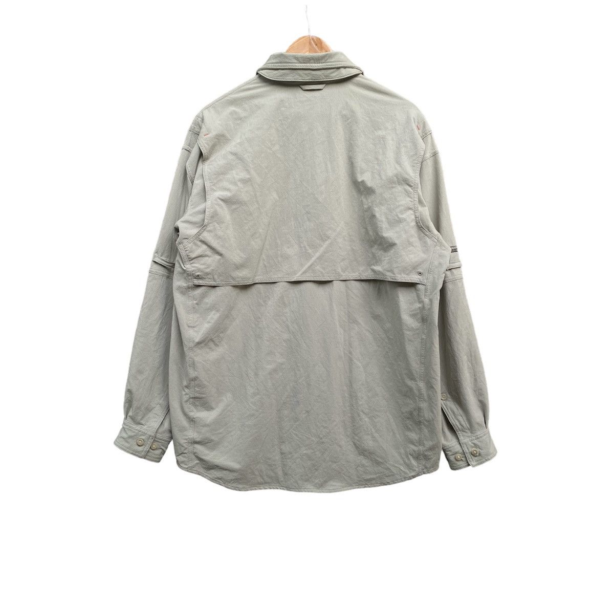 Columbia × Vintage Vintage Columbia GRT Hiking Omni Dry Button Up Shirt Size US L / EU 52-54 / 3 - 3 Thumbnail