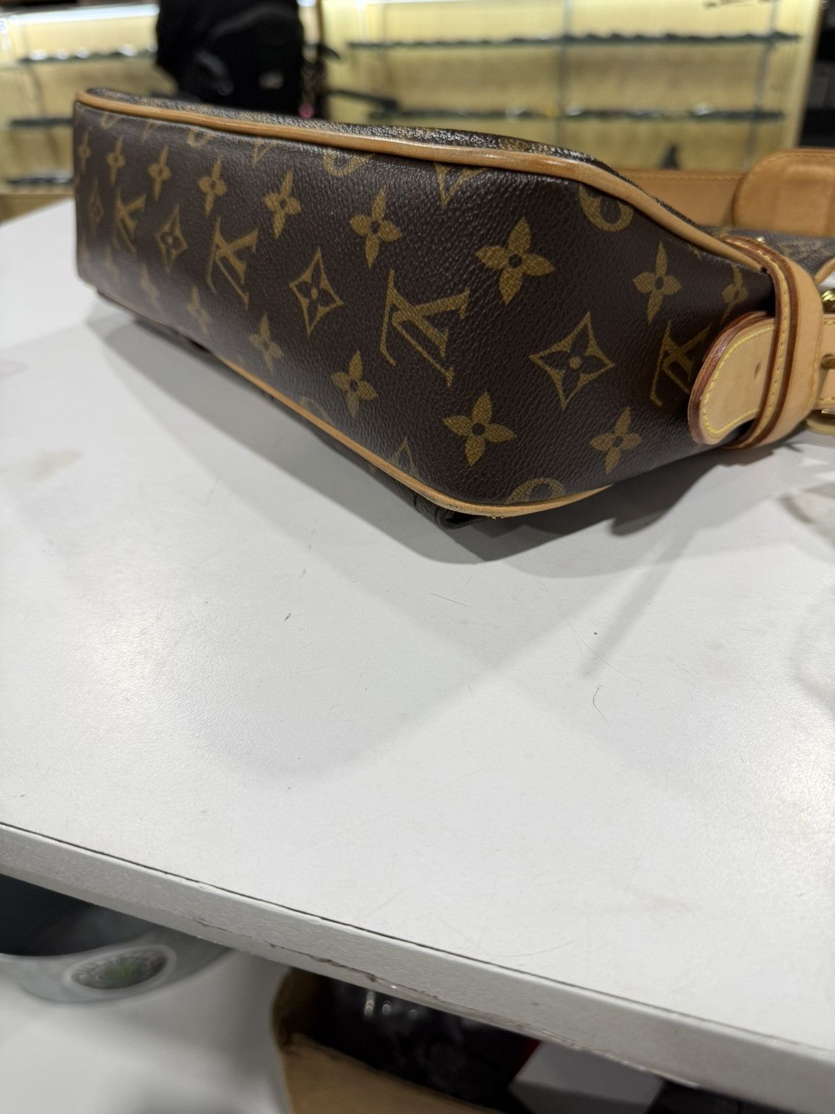 Louis Vuitton Louis Vuitton Monogram Hudson PM Bag Size ONE SIZE - 10 Thumbnail