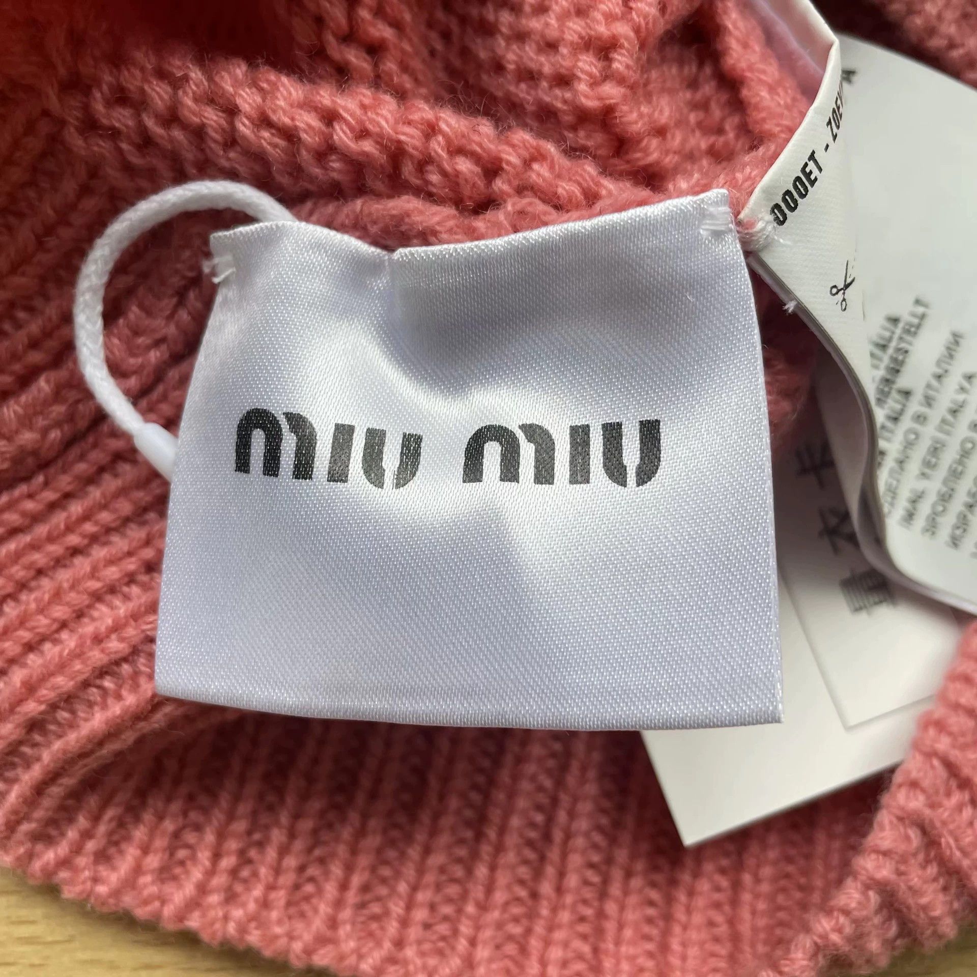 Miu Miu MIU MIU beaded collar knit cashmere pink cardigan 38 Size XS / US 0-2 / IT 36-38 - 5 Thumbnail