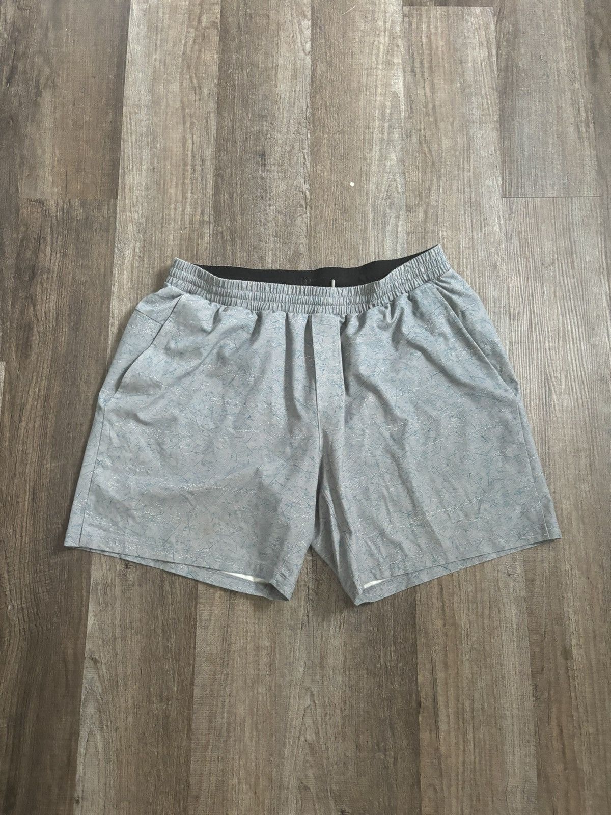 Lululemon Lululemon Channel Cross Swim Shorts Size US 34 / EU 50 - 1 Thumbnail