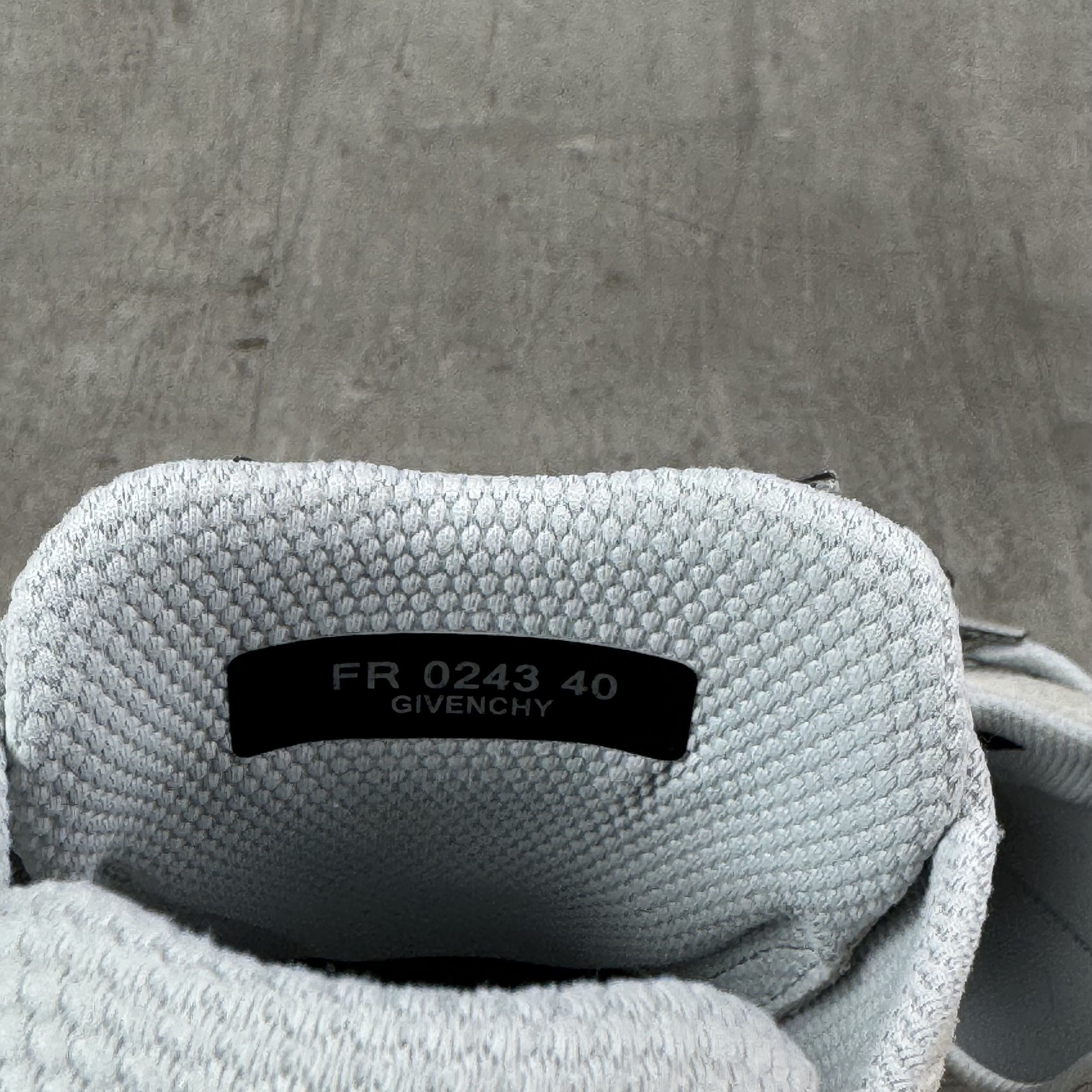 Givenchy GIVENCHY TK-MX Runner Worn In Effect Suede Sneakers Grey Size US 7 / EU 40 - 9 Thumbnail