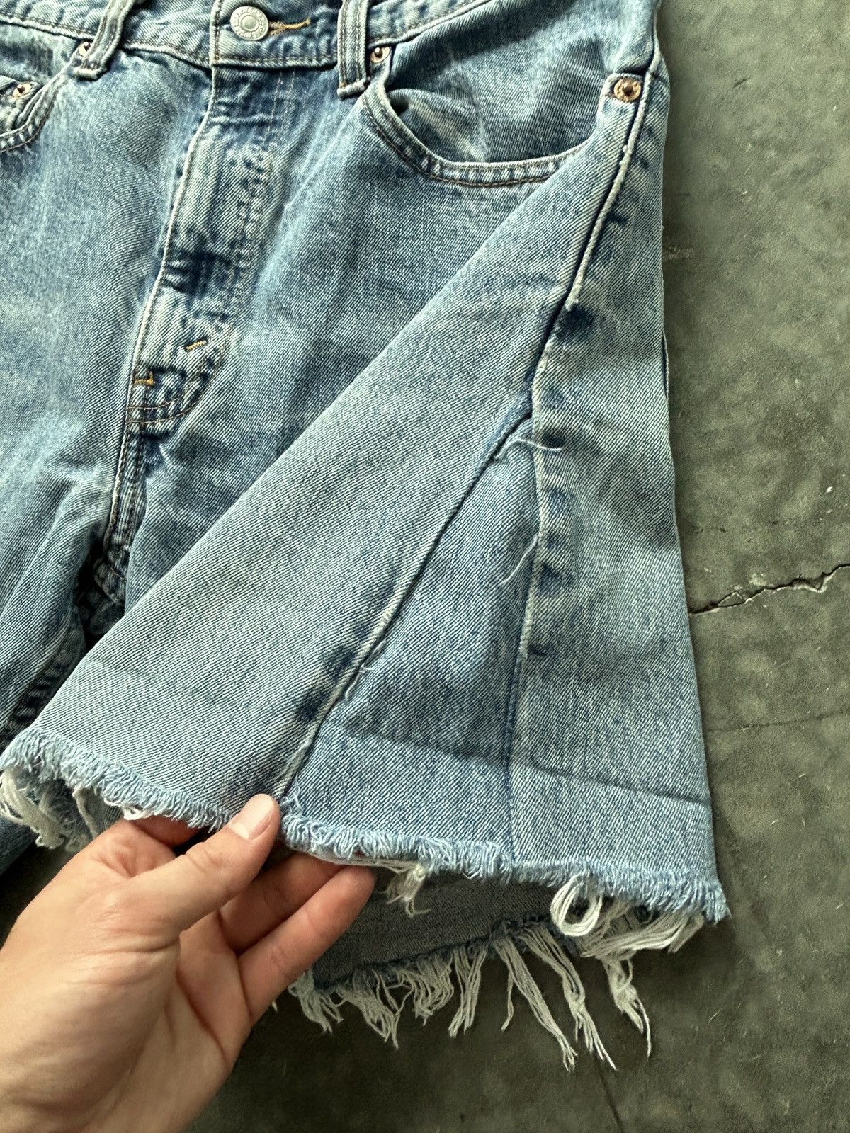 Levi's Vintage Y2K Levis 505 Denim Jean Shorts Distressed Size US 31 - 4 Thumbnail