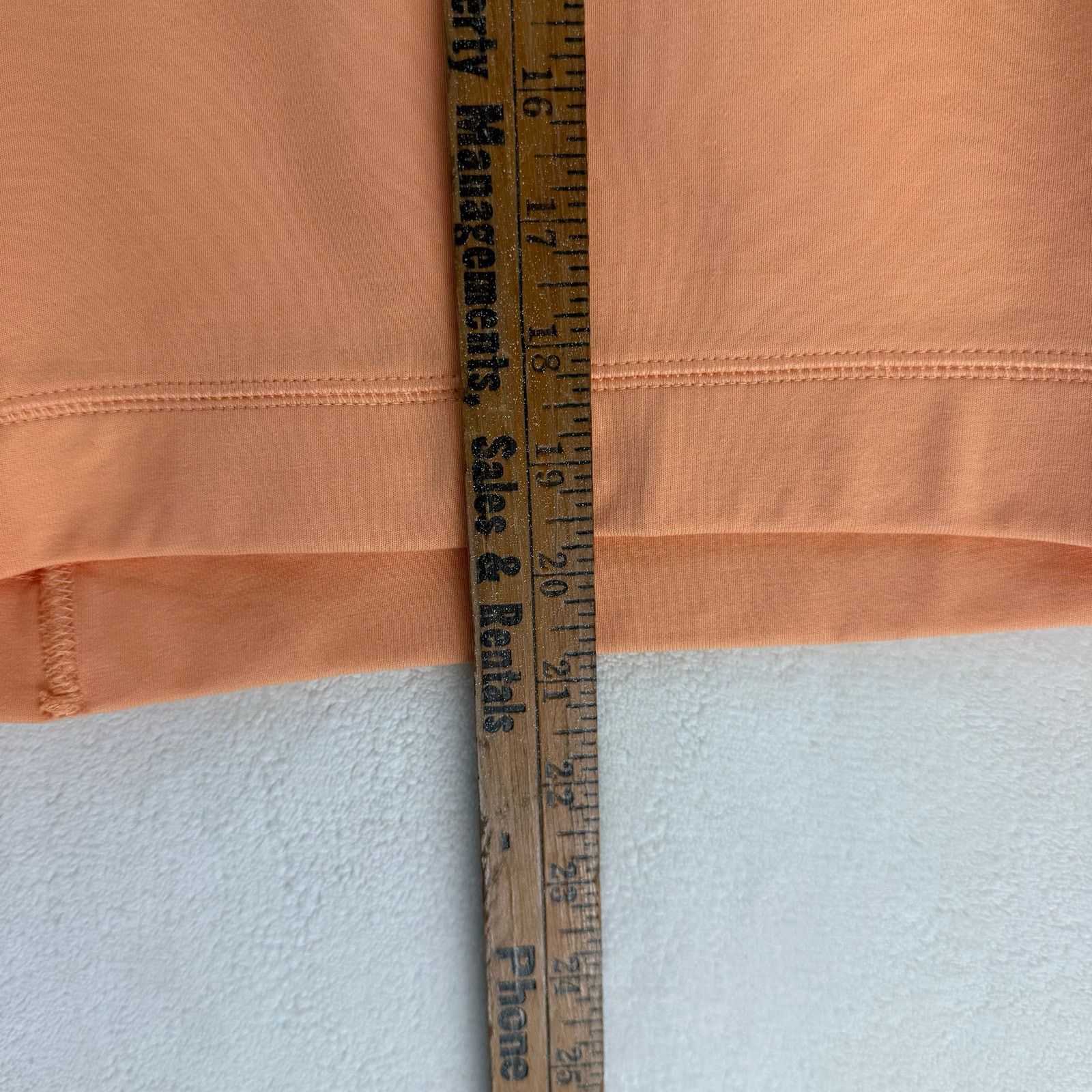 Nike NIKE GENDER NEUTRAL XX-LARGE COMFY ORANGE SHORTS DJ0377-805 Size US 40 / EU 56 - 7 Thumbnail
