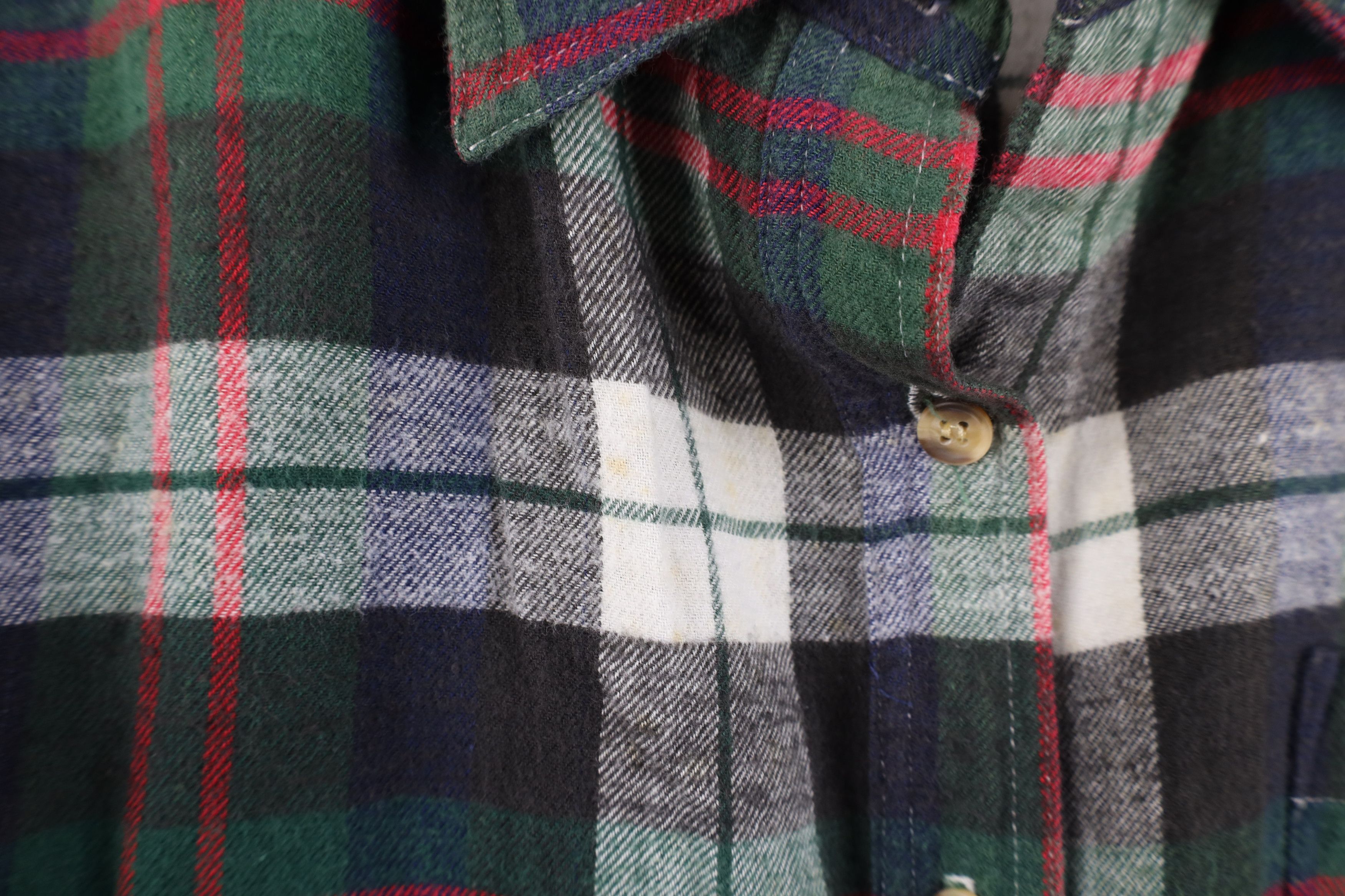 Vintage Vintage 90s Streetwear Flannel Collared Button Shirt Size L / US 10 / IT 46 - 9 Thumbnail