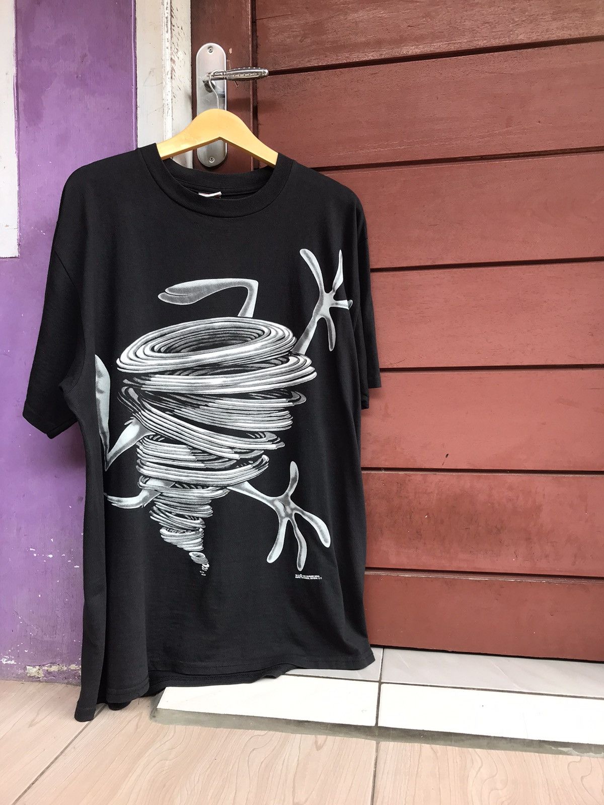 Vintage Vintage Tazmania tornado Size US XL / EU 56 / 4 - 1 Thumbnail