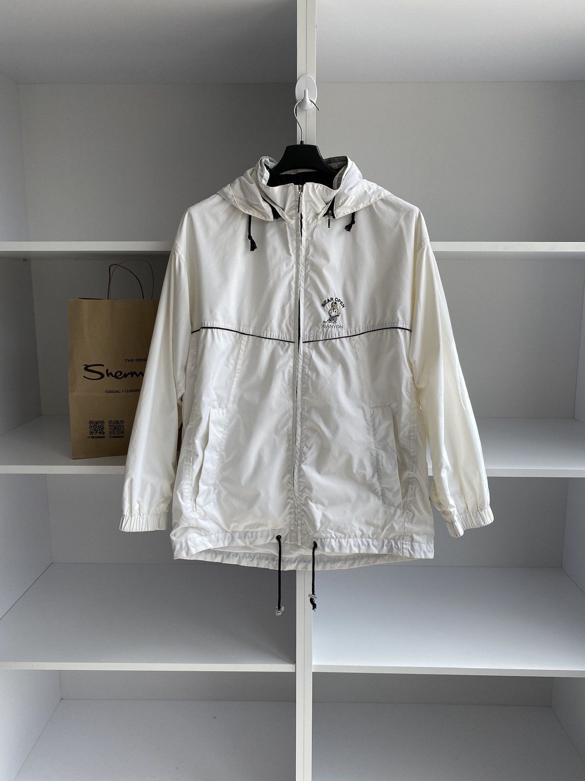 Vintage Bear open Canyon white coat Size US L / EU 52-54 / 3 - 1 Thumbnail