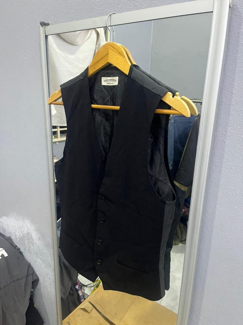 NANO universe Nano Universe Black Tailored Vest Adjustable Back Size US S / EU 44-46 / 1 - 2 Thumbnail