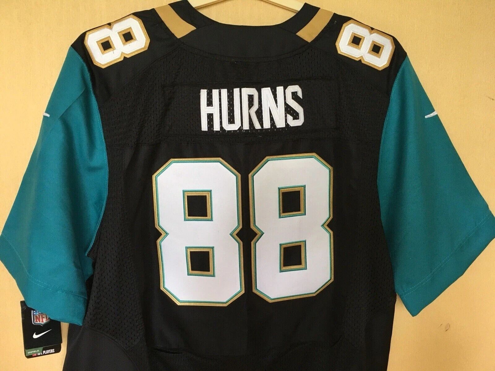 Nike NFL JAGUARS JACKSONVILLE JAGS HURNS NIKE FOOTBALL JERSEY Size US XL / EU 56 / 4 - 8 Thumbnail