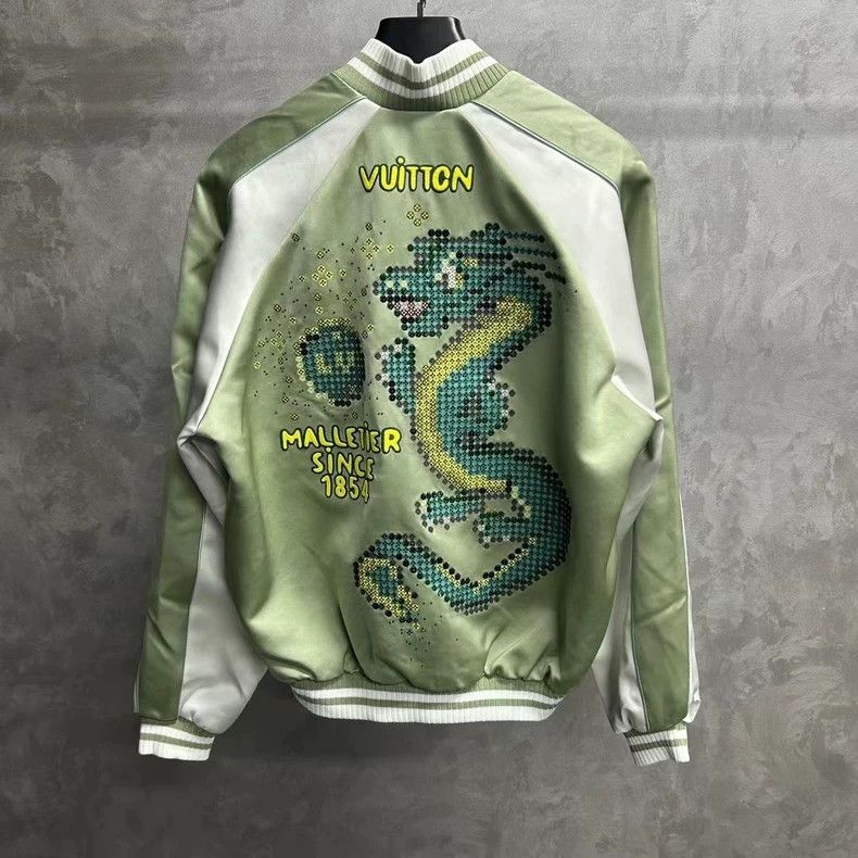 Louis Vuitton Louis Vuitton 24 new white and green embroidered mosaic dra Size US S / EU 44-46 / 1 - 2 Thumbnail