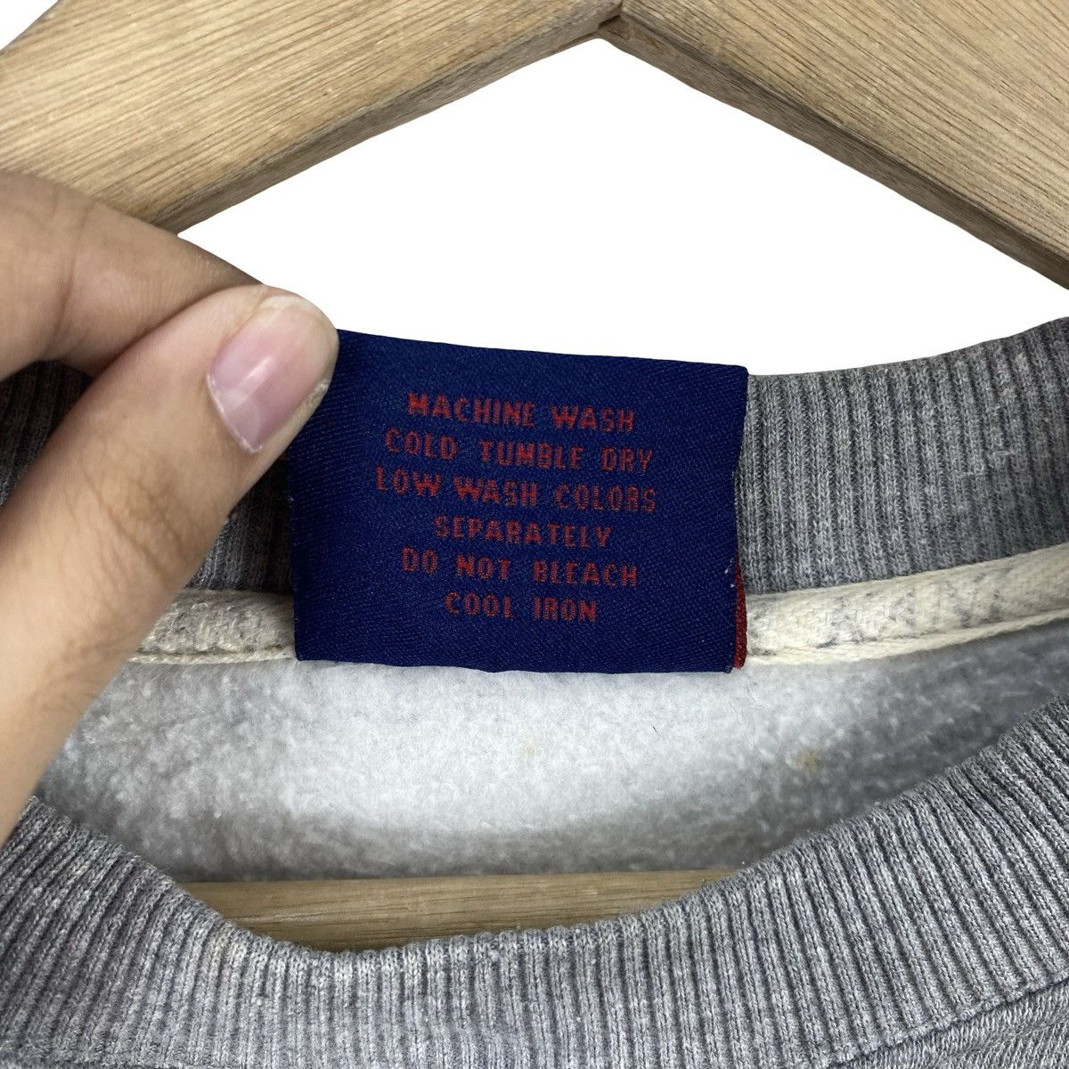 Vintage Vintage KANI SPORTS KANI:23 Denim Embroidered Sweatshirt Size US L / EU 52-54 / 3 - 10 Thumbnail