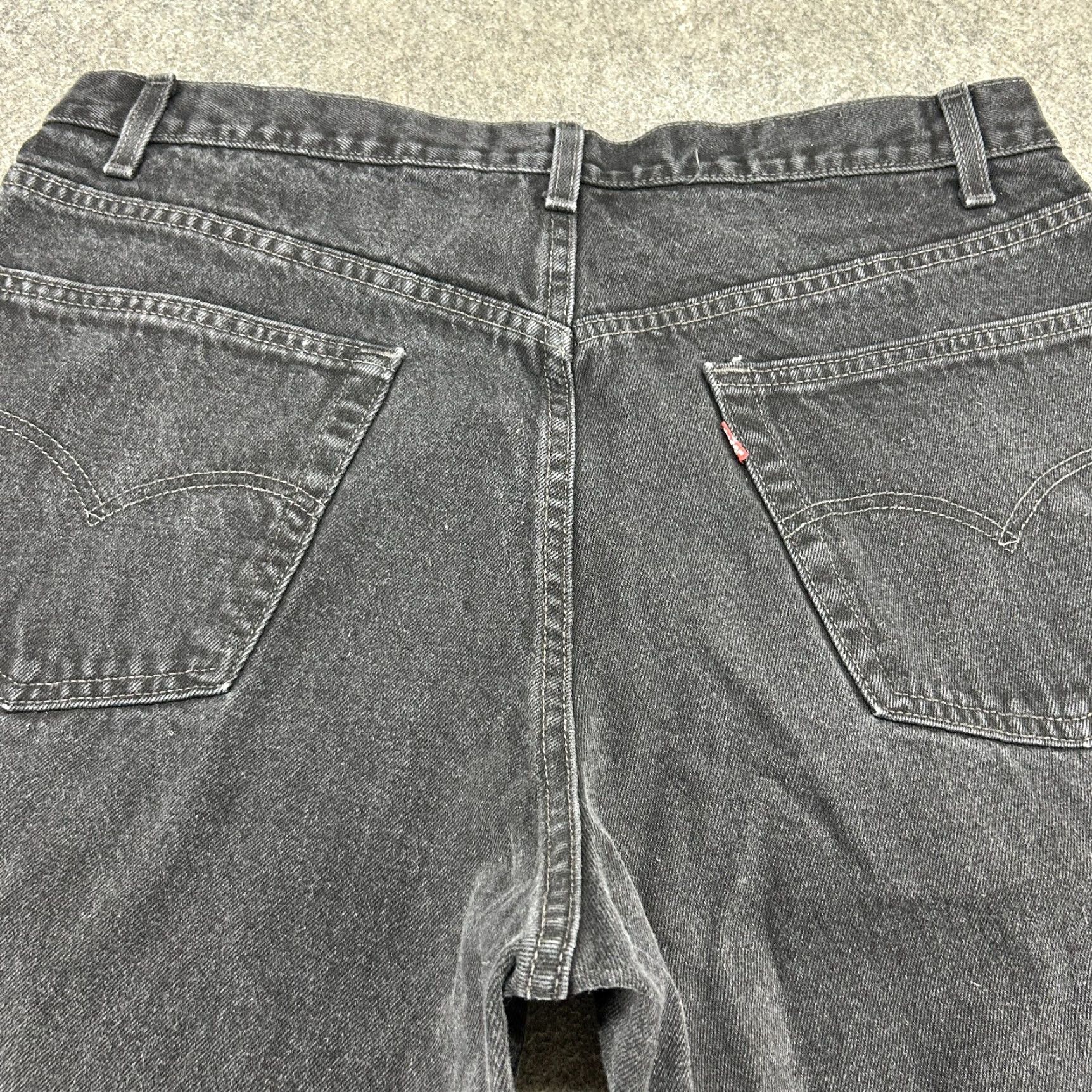 Levi's VINTAGE Levi's 550 Jeans Mens 40x32 Black Dark Wash Cotton USA Relaxed Straight 5-Pocket 90s Mens Jeans Size US 40 / EU 56 - 5 Thumbnail