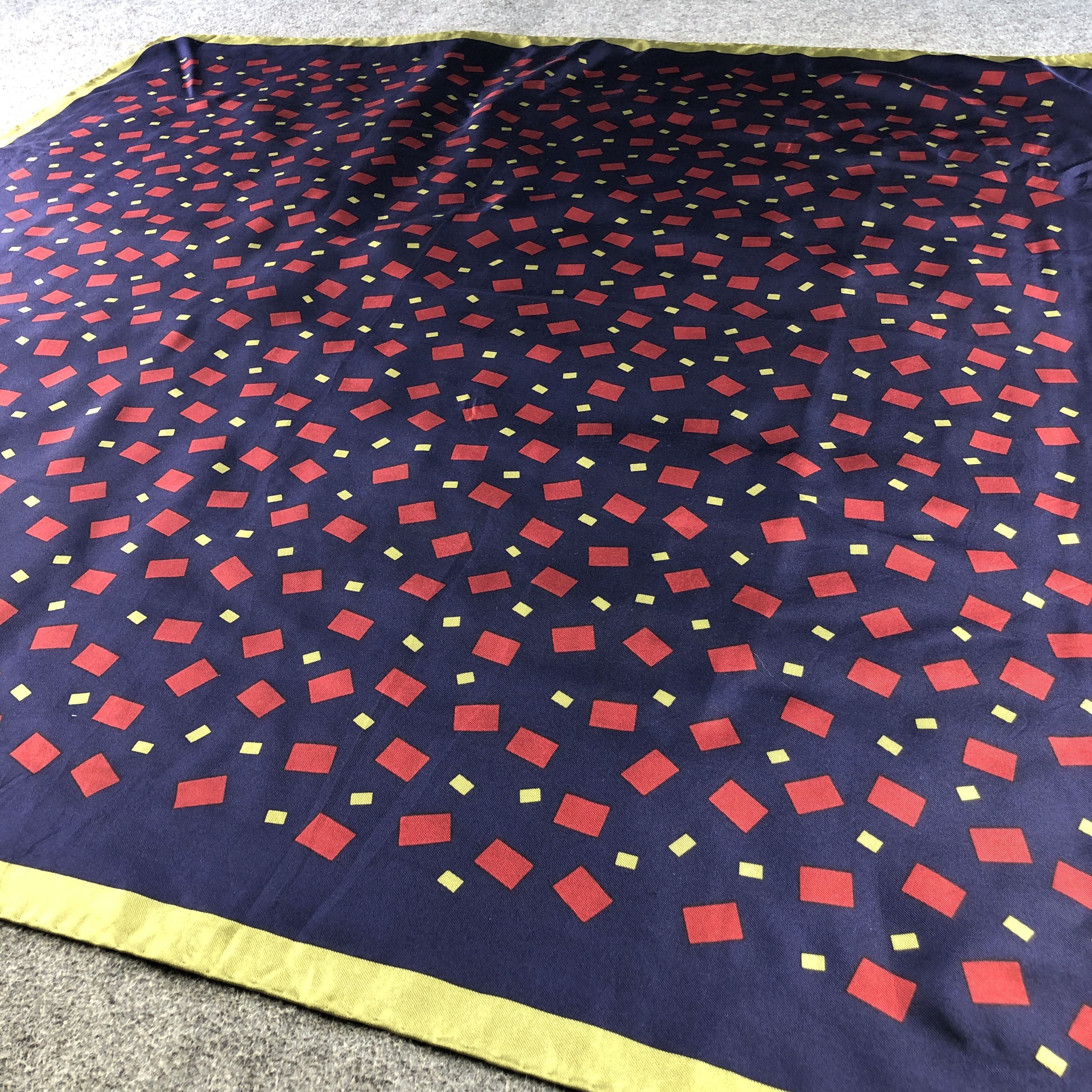 Vintage Flint Lock Hand Rolled Silk Scarf M1086 Size ONE SIZE - 3 Thumbnail
