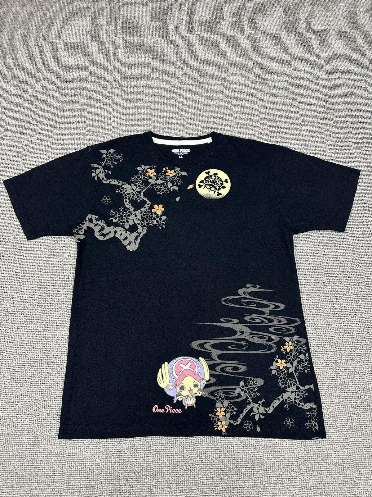 One Piece Anime One Piece X Sukajan Deformed Tshirt A941 Size US M / EU 48-50 / 2 - 6 Thumbnail