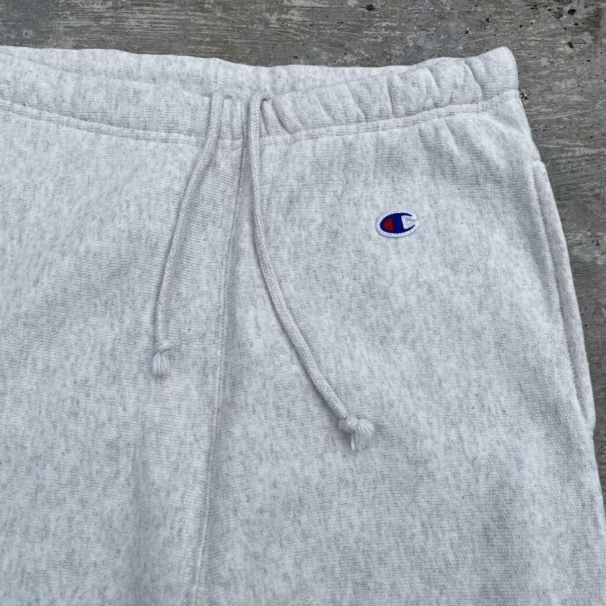 Champion Vintage Champion Reverse Weave Sweatpants Joggers Size US 27 - 6 Thumbnail