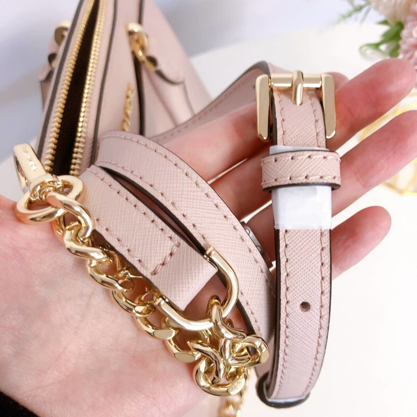 Michael Kors MICHAEL KORS 35H7GY3S3L Emmy LG Saffiano Leather Dome BALLET Size ONE SIZE - 7 Thumbnail