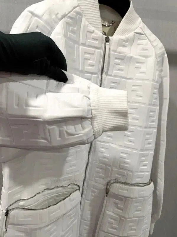 Fendi Fendi White Shearling Women's Coat . Size M / US 6-8 / IT 42-44 - 7 Thumbnail