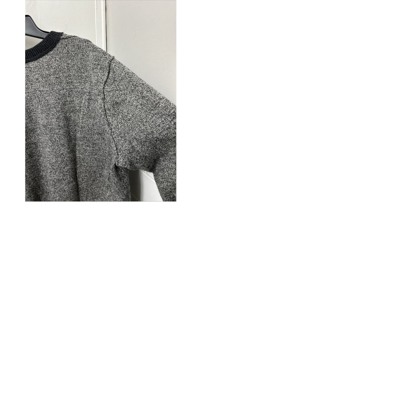 Banana Republic VINTAGE Banana Republic Sweater Mens XL Gray Lambswool V Neck Knit Pullover L/S Size US XL / EU 56 / 4 - 9 Thumbnail