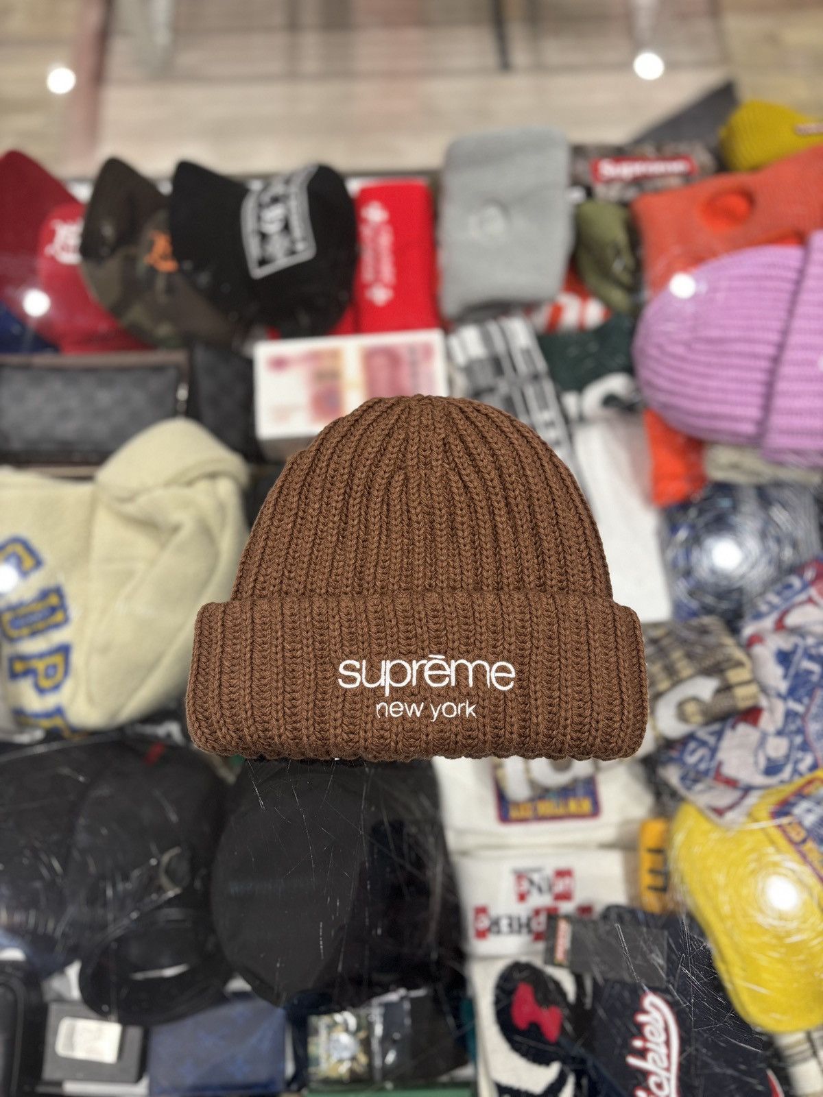 Supreme Supreme Chunky Rib Classic Logo Beanie Brown Size ONE SIZE - 1 Thumbnail