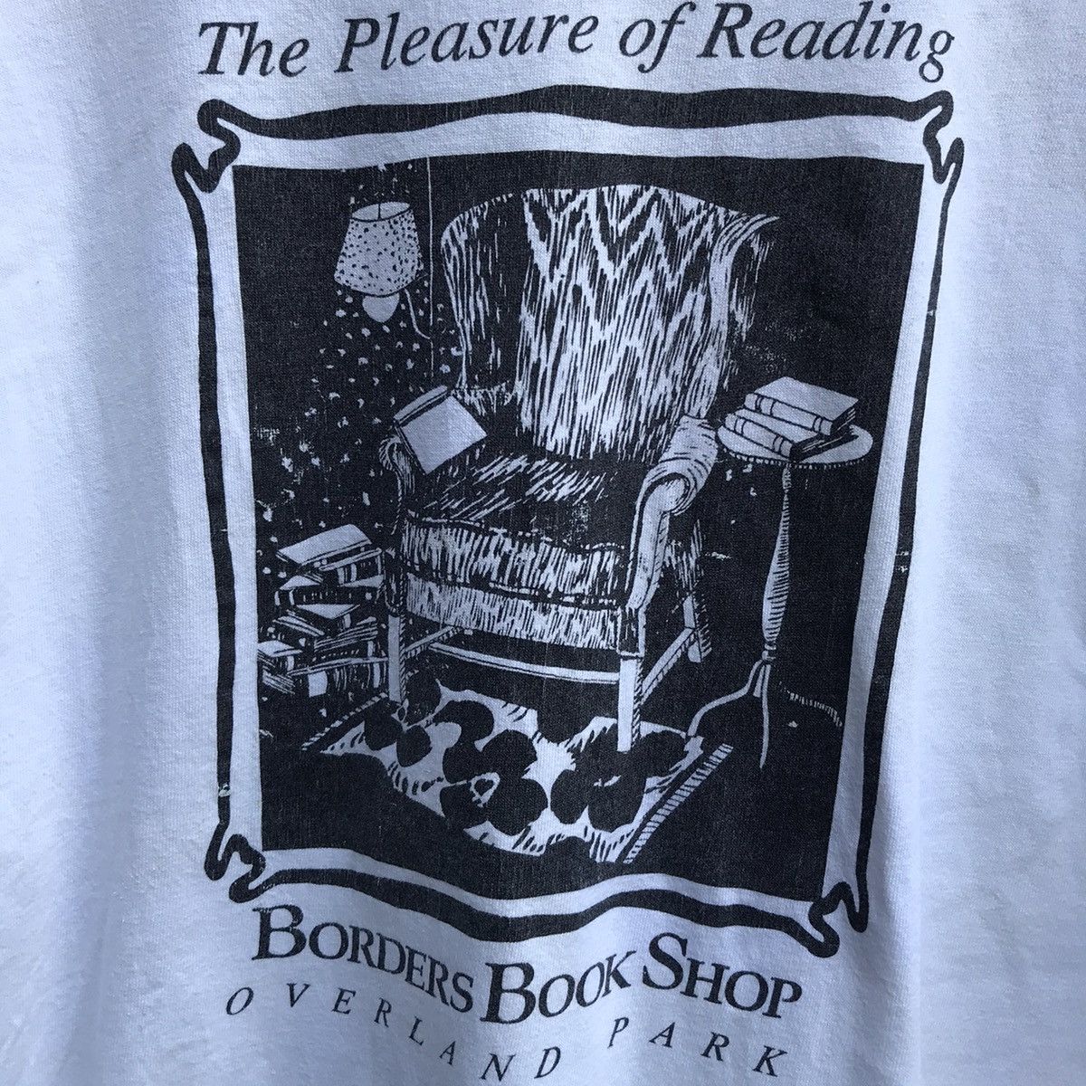 Vintage Vintage 90s BOOK pleasure of reading art tee Size US XL / EU 56 / 4 - 3 Thumbnail