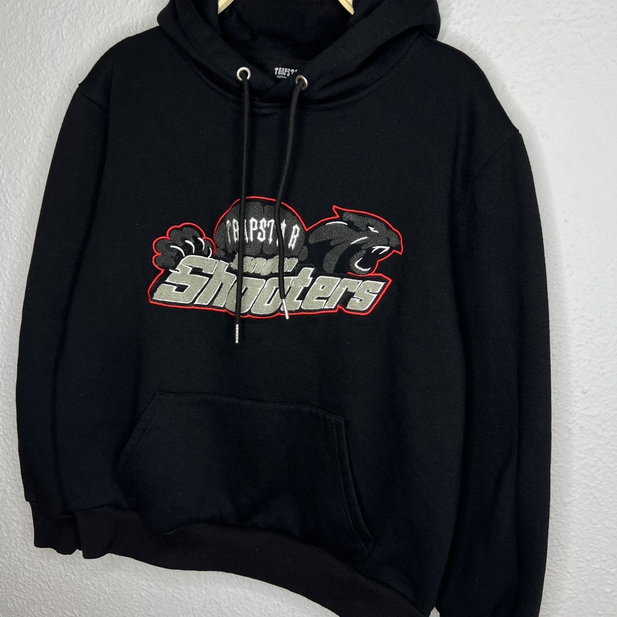 Hoodrich Hoodie Trapstar London shooters Sweatshirt Big Logo Black Size US L / EU 52-54 / 3 - 3 Thumbnail