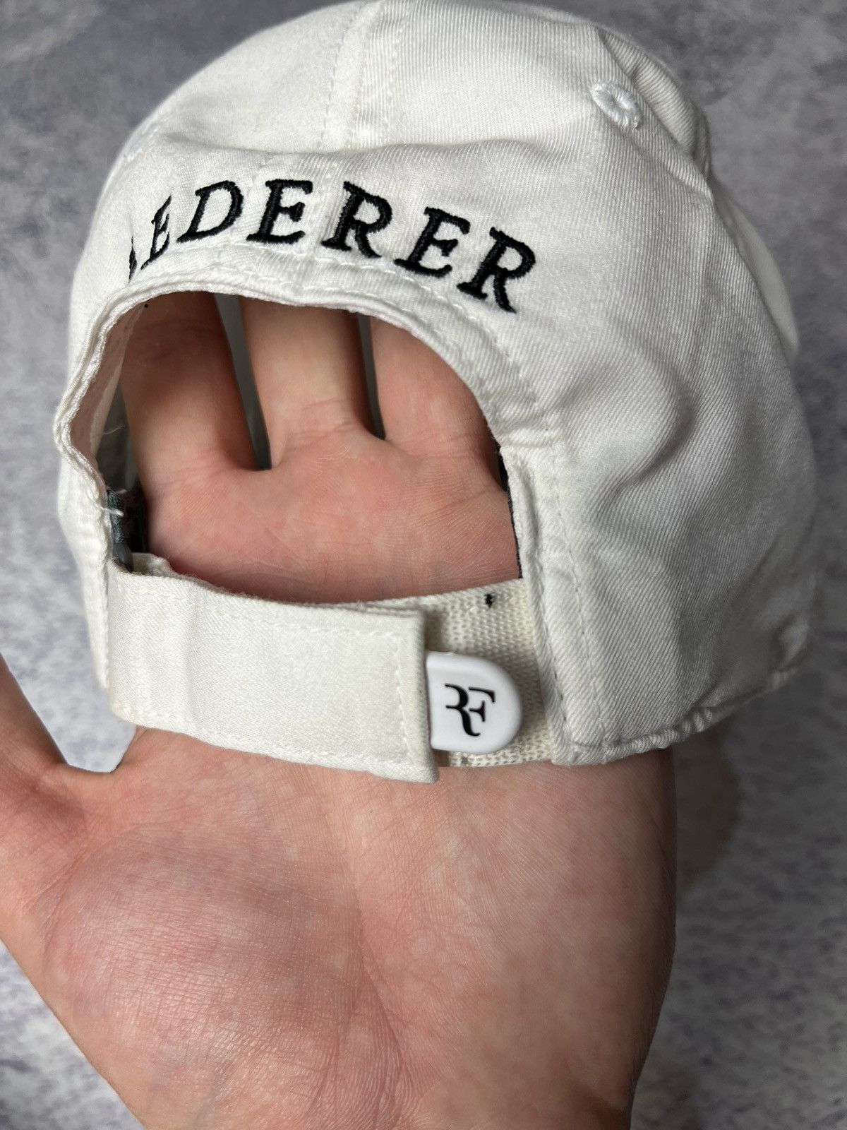 Nike Vintage Nike Roger Federer Rare Cap Hat Tennis White Size ONE SIZE - 6 Thumbnail