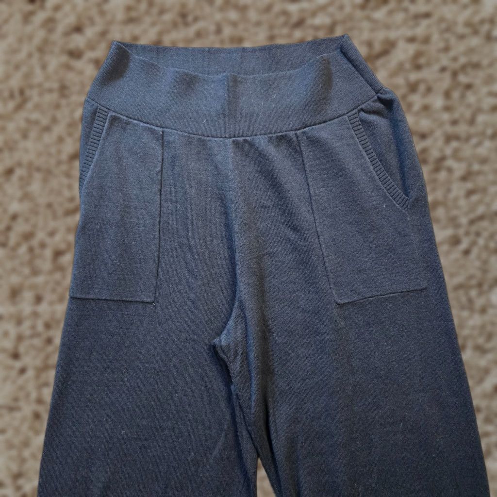 Vintage Soma Pants Womens Size Medium Blue Knit 24/7 Tapered Pockets Lounge Casual Sleep Pants Ankle Inseam 30 in Regular Rise Mid 8.5-10.5 in Size 32" / US 10 / IT 46 - 1 Thumbnail