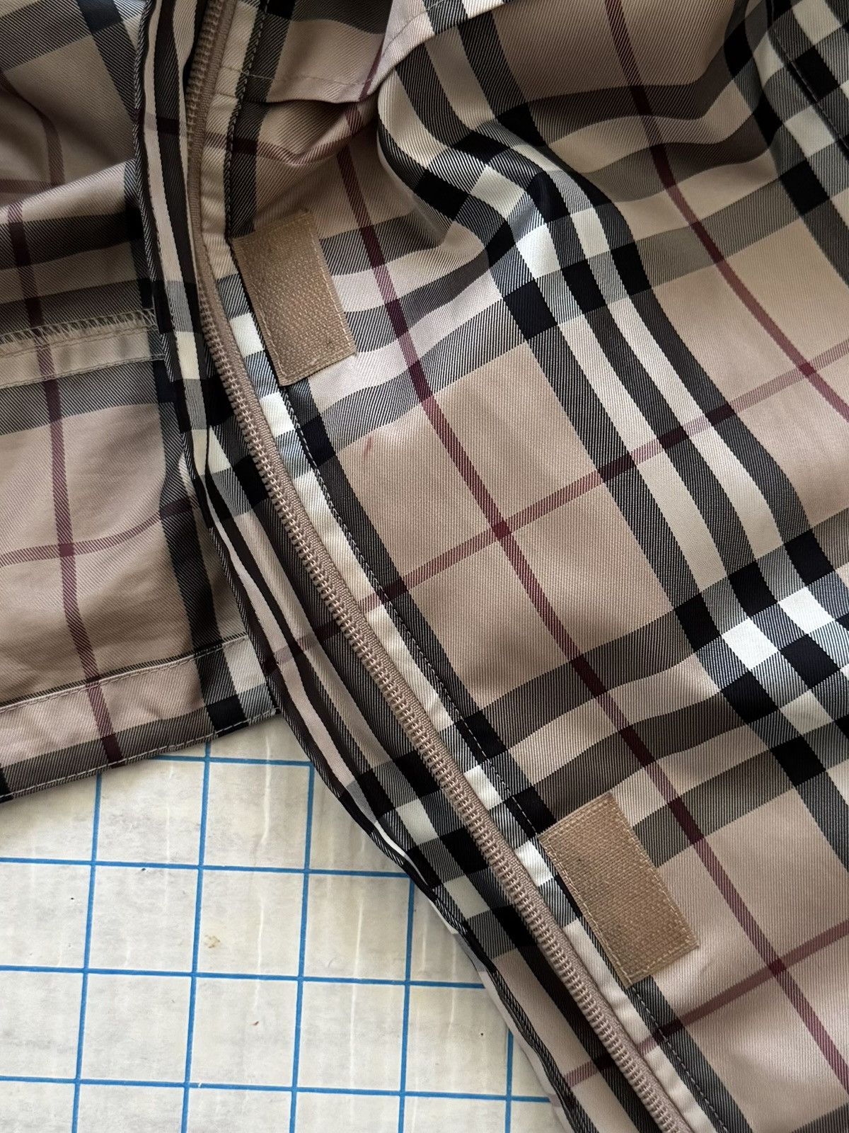 Burberry Burberry Golf Nova Check Full Zip Packable Jacket Medium Size US M / EU 48-50 / 2 - 17 Thumbnail