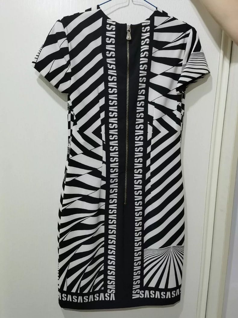 Versace Versace Dress skirt Size S / US 4 / IT 40 - 2 Thumbnail