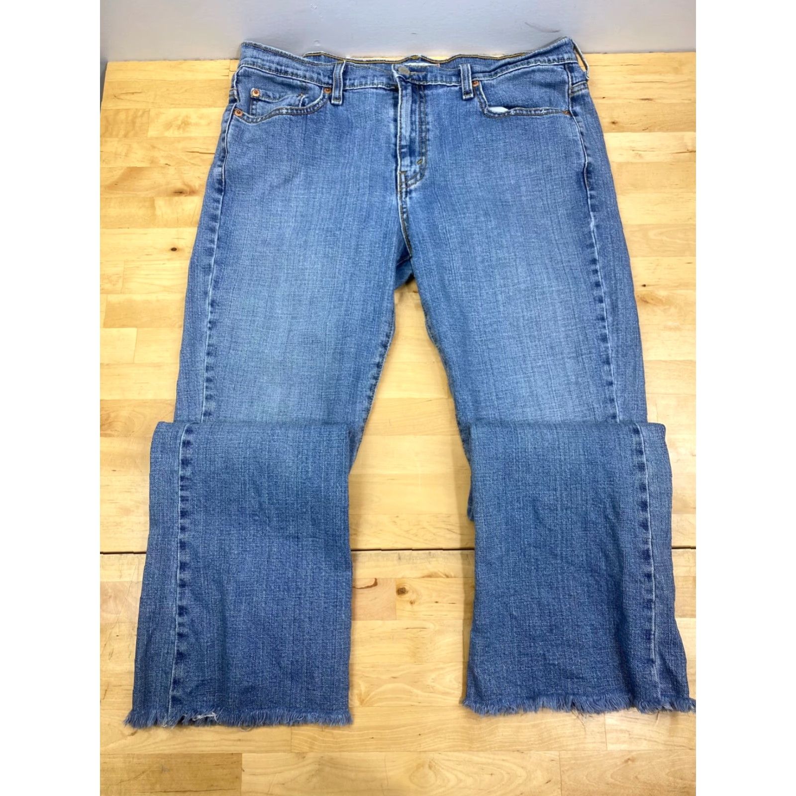 Levi's VINTAGE Levis Boot Cut 515 Jeans Womens 32x28 Blue Denim Jeans Casual Ladies 515 Bootcut 32 Blue Womens Size 24" / US 00 / IT 34 - 2 Thumbnail