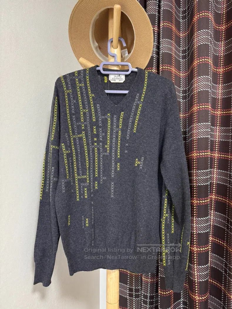 Hermes Hermes Cashmere Sweater with Full Embroidery, Hermes H Pat Size US L / EU 52-54 / 3 - 1 Thumbnail