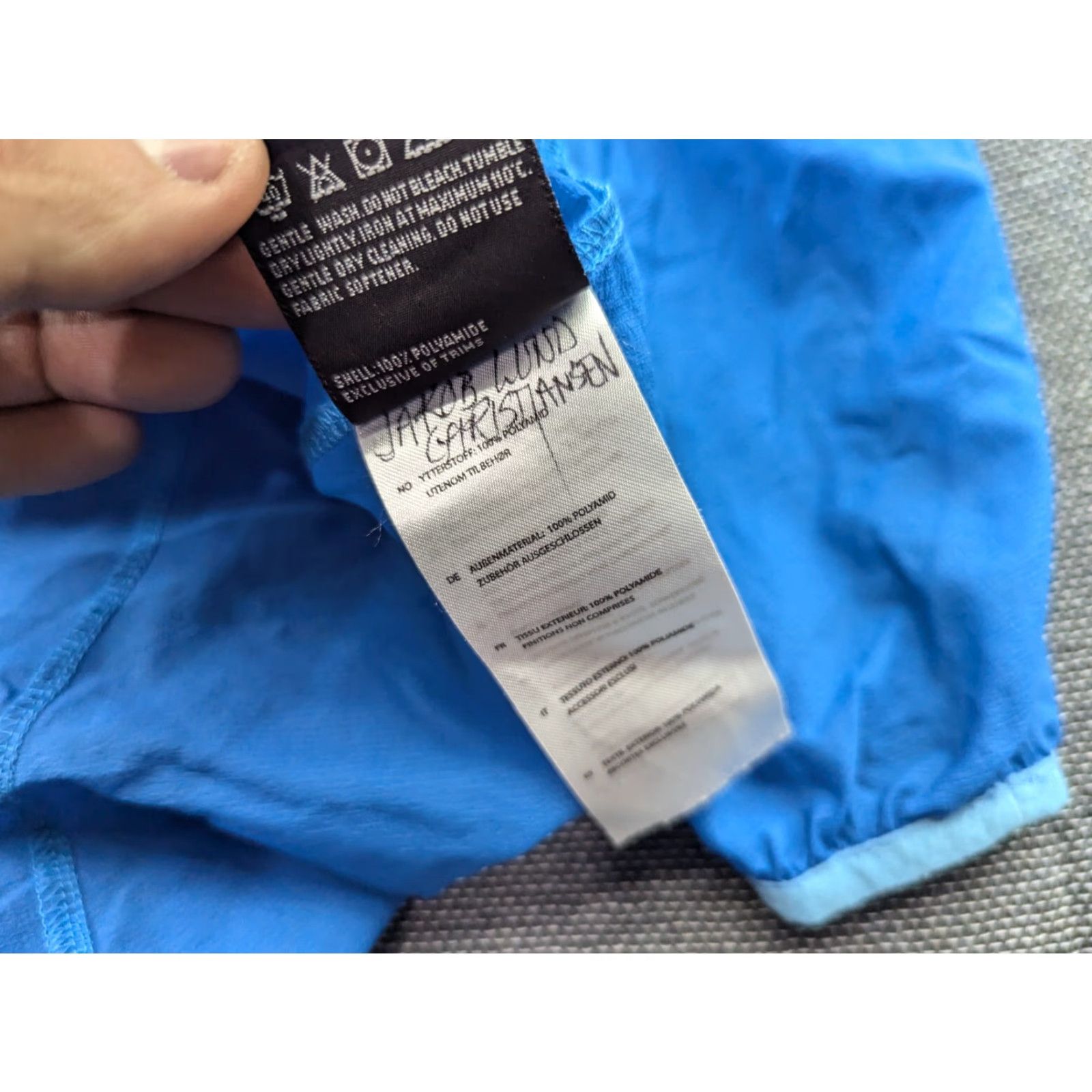 Vintage Norrona Bitihorn Aero100 Jacket Womens Small Blue Full Zip Featherweight Indoor Outdoor Activewear Casual Regular Fit Jacket Womens Blue Full Zip Size S / US 4 / IT 40 - 6 Thumbnail