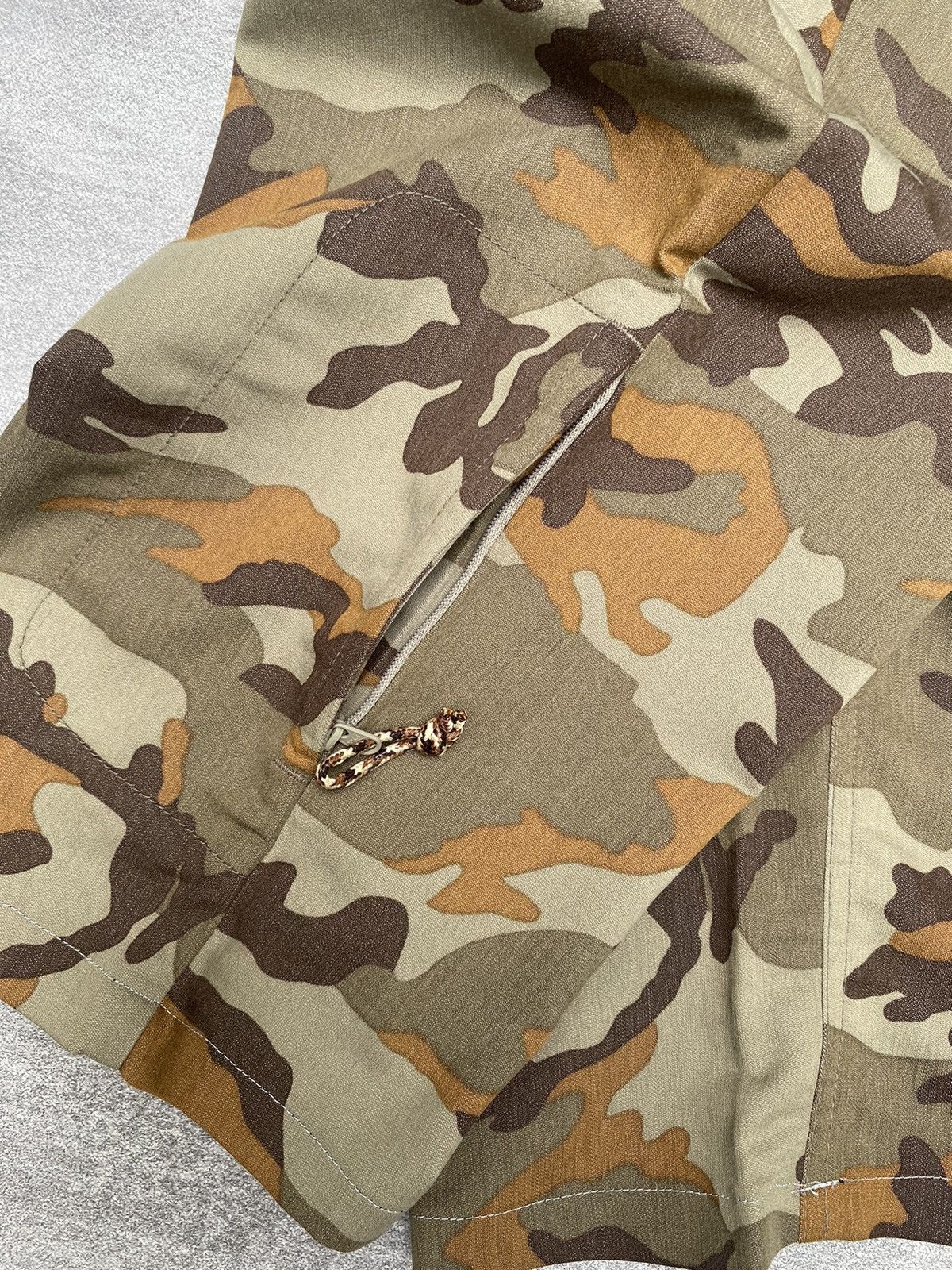 Columbia Columbia Titanium Camo Nylon Jorts Size US 30 / EU 46 - 7 Thumbnail