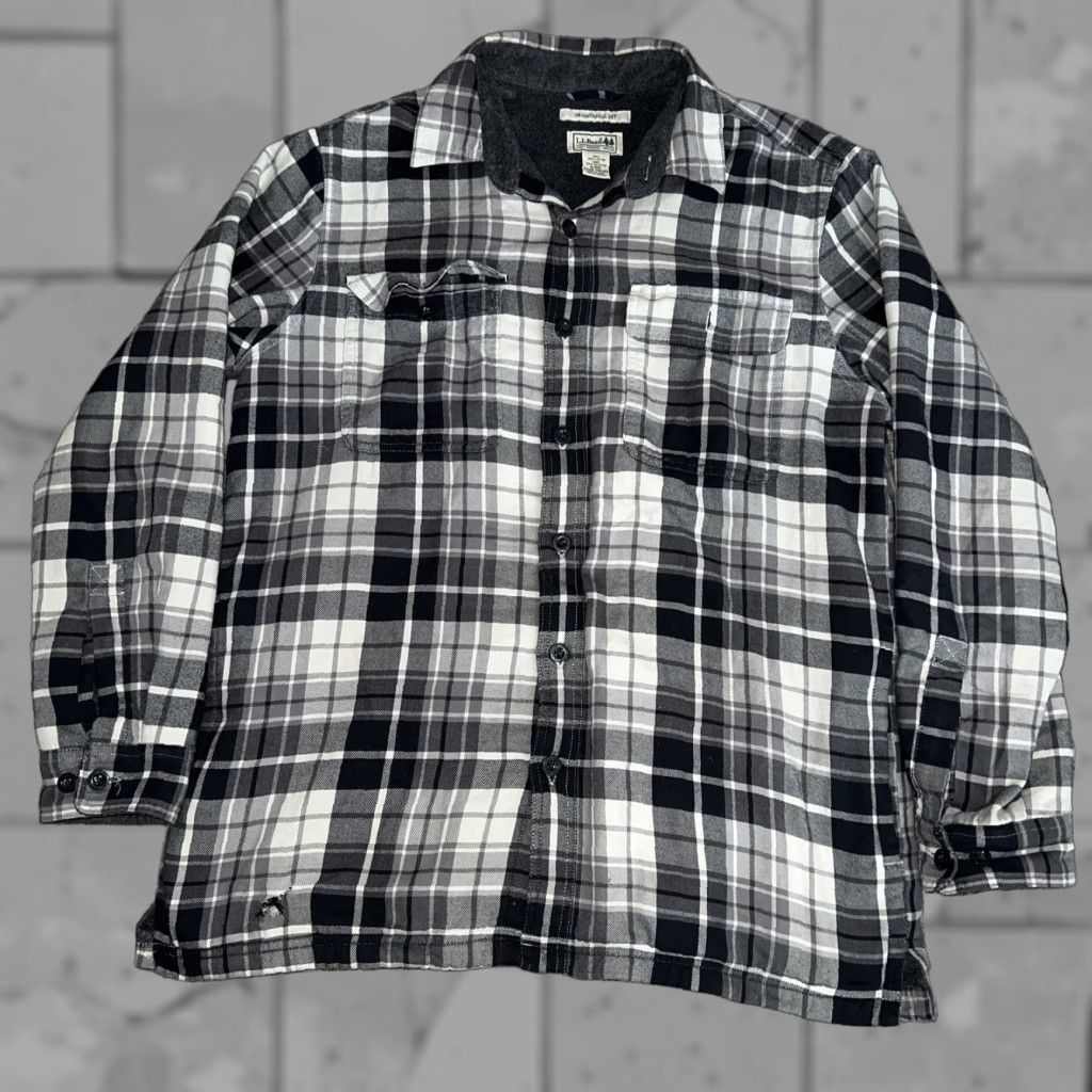 Vintage L.L. Bean Gray Plaid Fleece Lined Flannel Button-Up Shirt Mens Size M Size US M / EU 48-50 / 2 - 1 Thumbnail