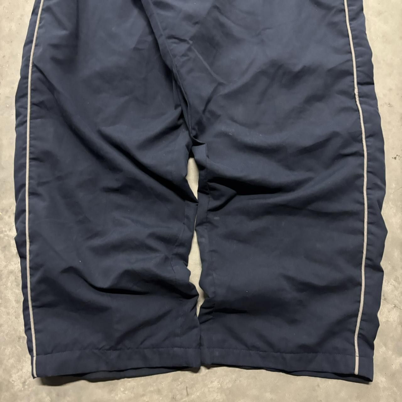 Japanese Brand × Vintage Crazy Vintage Y2K/2000s Baggy Navy Blue Striped Skater Track Pants! Size US 32 / EU 48 - 5 Thumbnail