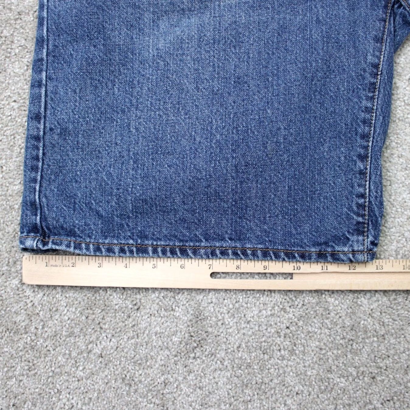 Levi's Levi's 550 Jean Shorts Mens 40 Blue 10" Denim 5-Pocket Relaxed Fit Cotton Bermuda Shorts Mens Blue 10" Inseam Regular Size 40 Casual Summer Size US 40 / EU 56 - 4 Thumbnail