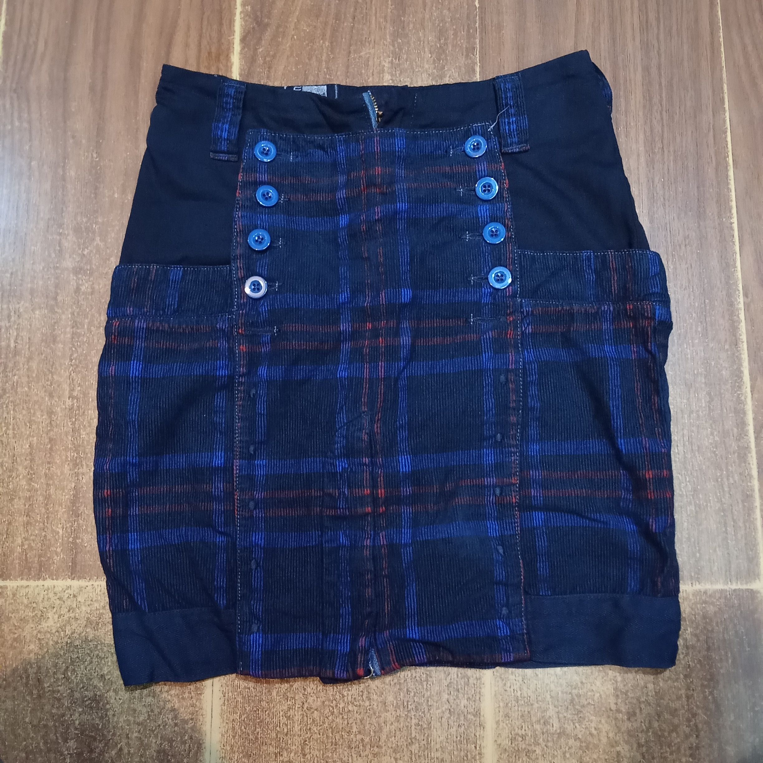 Marithe + Francois Girbaud Marithe Francois Girbaud Skirt corduroy Size 30" / US 8 / IT 44 - 1 Thumbnail