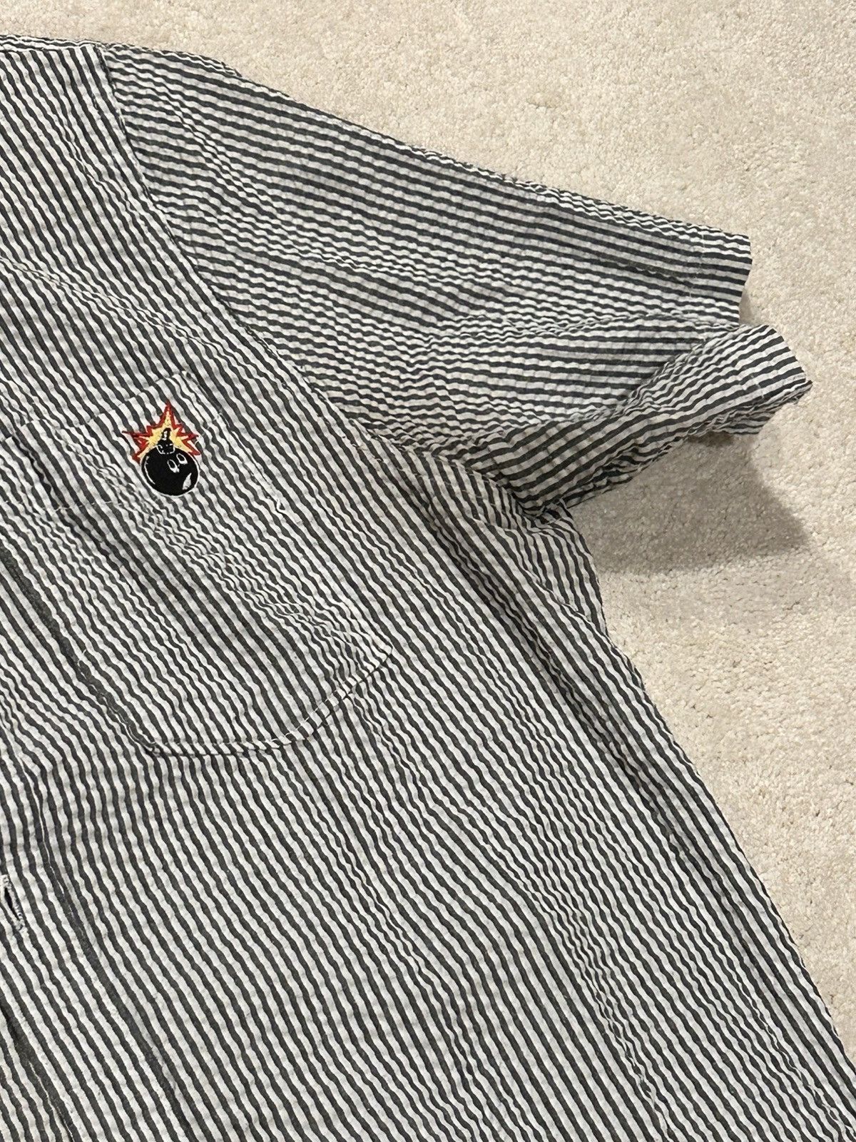 The Hundreds 2010 The Hundreds Bomb searsucker button up polo Size US L / EU 52-54 / 3 - 11 Thumbnail